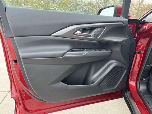 New 2026 Chevrolet Equinox EV LT image 23