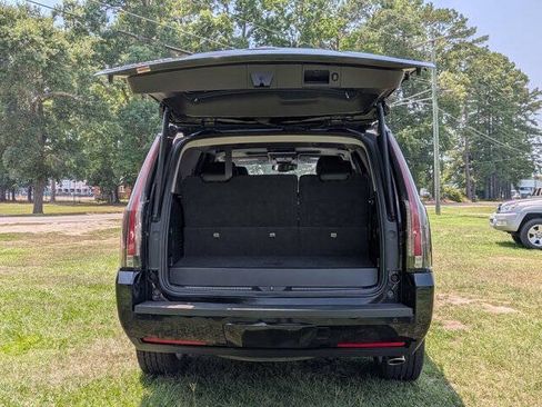 Used 2016 Cadillac Escalade Premium AWD/4WD image 35