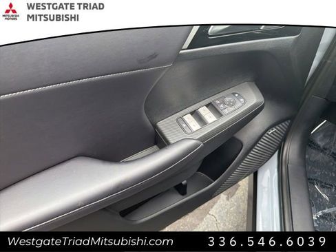 New 2026 Mitsubishi Outlander SE image 15