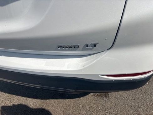Used 2023 Chevrolet Equinox LT image 50