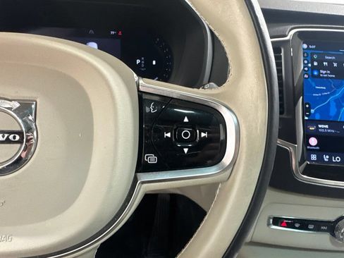 Used 2023 Volvo XC90 B5 Core w/ Climate Package AWD/4WD image 10