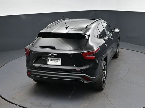 New 2026 Chevrolet Trax RS FWD image 34