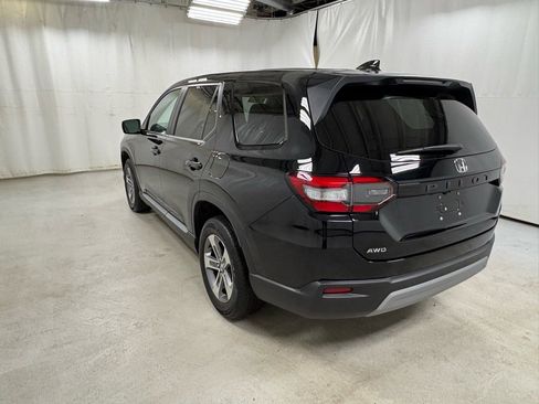 Used 2023 Honda Pilot EX-L image 7