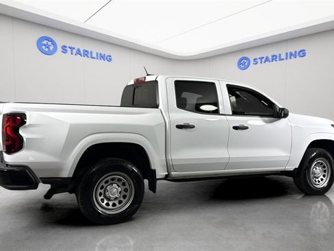 Used 2024 Chevrolet Colorado W/T w/ WT Convenience Package image 10