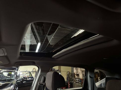 Used 2022 Honda CR-V EX image 19