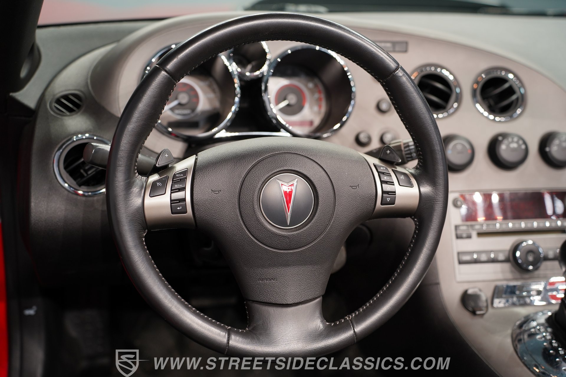 Used 2007 Pontiac Solstice GXP RWD image 39