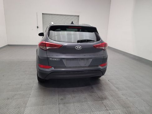 Used 2017 Hyundai Tucson SE Plus w/ Cargo Package FWD image 6