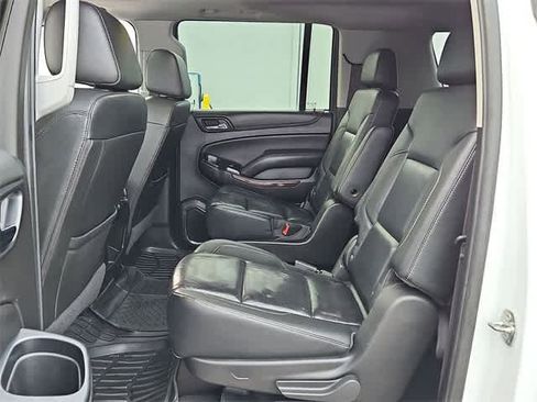 Certified 2020 GMC Yukon XL SLT image 32