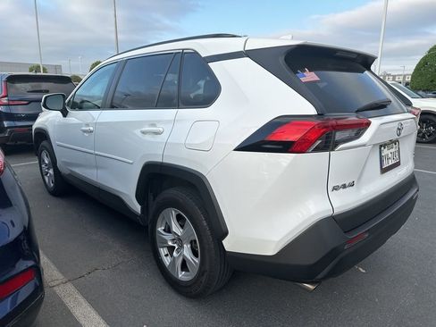 Used 2020 Toyota RAV4 XLE w/ Convenience Package image 6