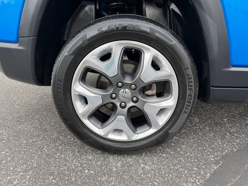 Used 2019 Jeep Compass Limited AWD/4WD image 21