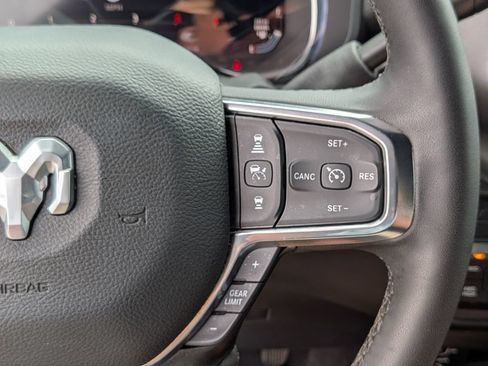 Used 2026 RAM 2500 Laramie AWD/4WD image 20
