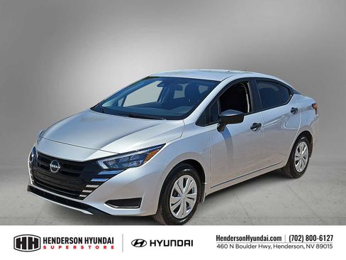 Used 2025 Nissan Versa S w/ Trunk Package FWD image 4