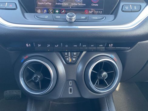 Used 2022 Chevrolet Blazer LT image 27