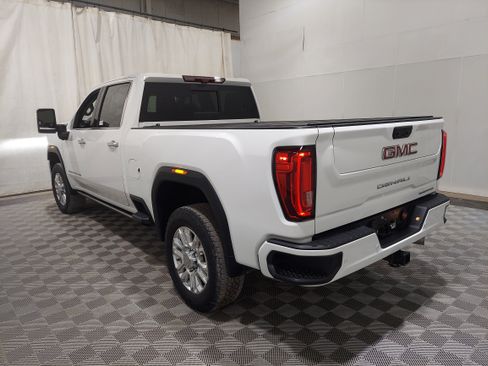 Used 2023 GMC Sierra 2500 Denali w/ Denali Ultimate Package AWD/4WD image 2