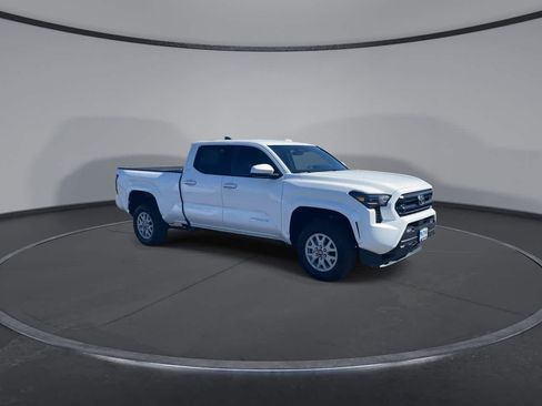 New 2026 Toyota Tacoma SR5 AWD/4WD image 3