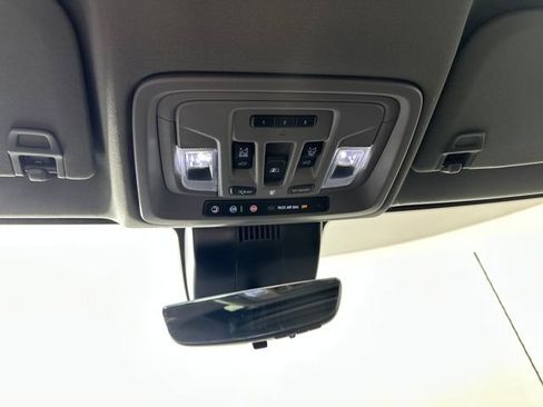 New 2025 GMC Sierra 2500 Denali w/ Denali Reserve Package image 25