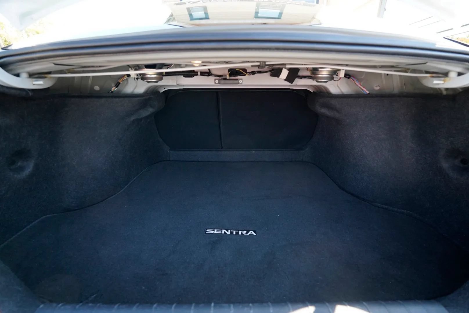 Used 2025 Nissan Sentra S FWD image 27