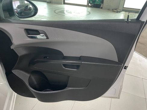 Used 2013 Chevrolet Sonic LT image 27