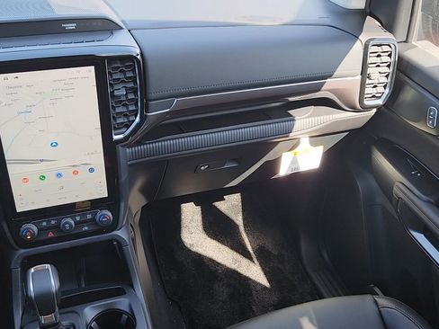 New 2025 Ford Ranger Lariat w/ FX4 Off-Road Package AWD/4WD image 6