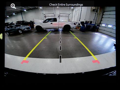 New 2025 Jeep Grand Cherokee Altitude image 19