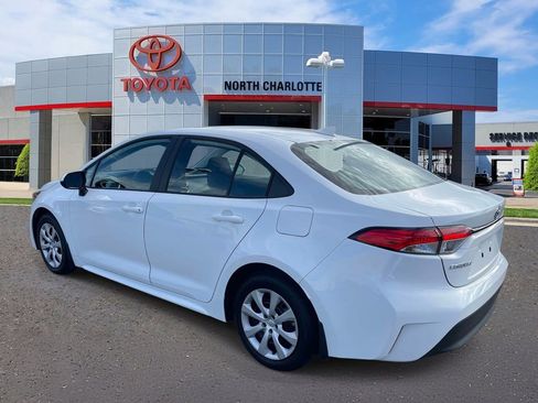 Used 2025 Toyota Corolla LE FWD image 7