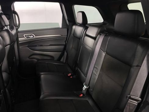 Used 2021 Jeep Grand Cherokee Laredo X AWD/4WD image 17