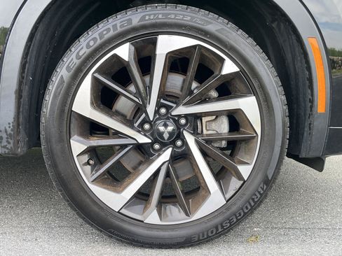 Used 2023 Mitsubishi Outlander SEL AWD/4WD image 33