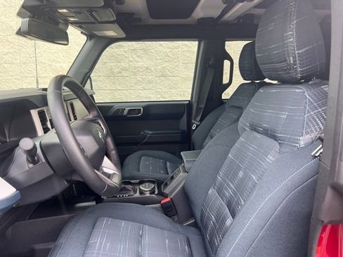 Used 2025 Ford Bronco Heritage Edition image 8