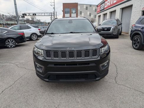 Used 2021 Jeep Compass Latitude image 3