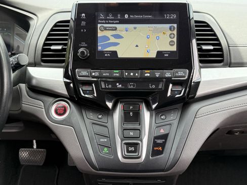 Used 2018 Honda Odyssey EX-L image 12