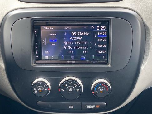 Used 2016 Kia Soul w/ Convenience Package FWD image 18