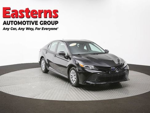 Used 2020 Toyota Camry LE w/ Sunroof Package FWD image 53