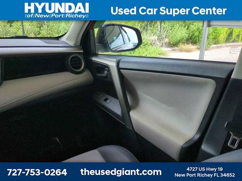 Used 2014 Toyota RAV4 XLE FWD image 17