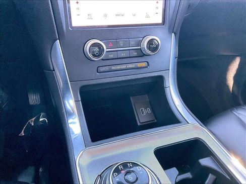 Used 2023 Ford Edge Titanium image 24