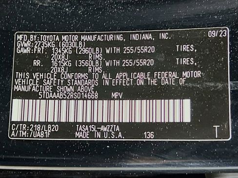 Used 2024 Toyota Grand Highlander AWD image 40