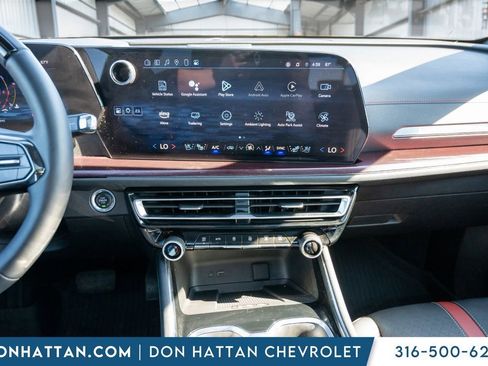 Used 2024 Chevrolet Traverse RS w/ LPO, Floor Liner Package image 8