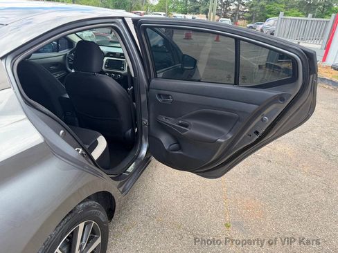 Used 2021 Nissan Versa SV w/ Electronics Package FWD image 11