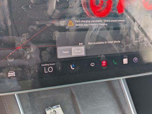 Used 2026 Tesla Model Y AWD image 31