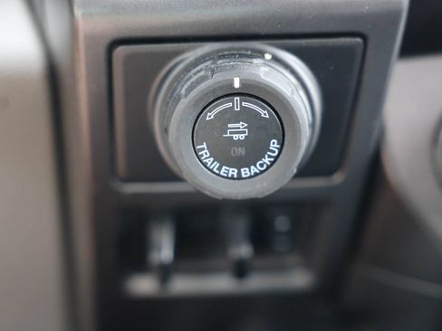 Used 2018 Ford F150 XLT w/ Equipment Group 302A Luxury AWD/4WD image 21
