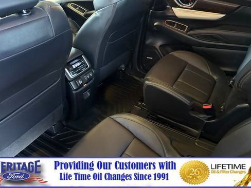 Used 2021 Subaru Ascent Touring w/ Popular Package #2 AWD/4WD image 12