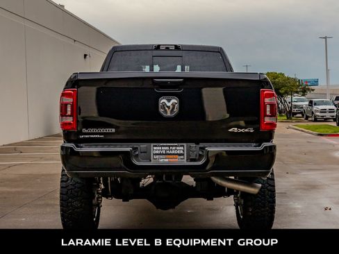 Used 2024 RAM 2500 Laramie w/ Sport Appearance Package AWD/4WD image 8