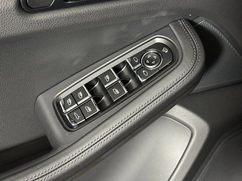 New 2026 Porsche Macan S image 15