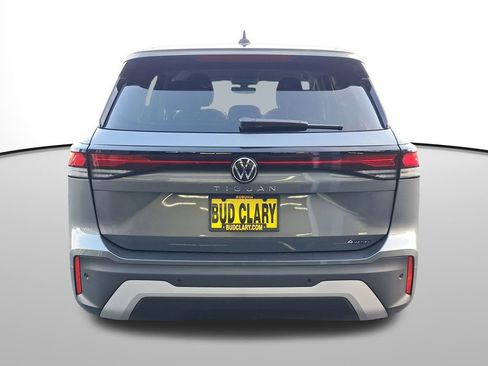 New 2025 Volkswagen Tiguan S image 7