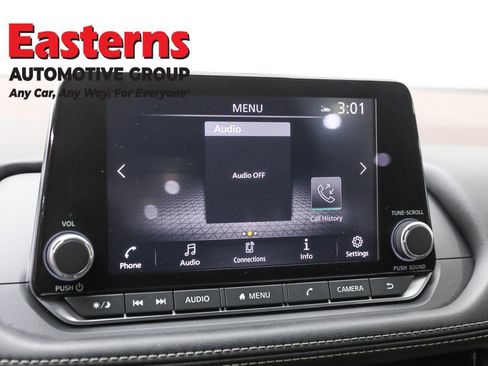 Used 2022 Nissan Rogue SV AWD/4WD image 19