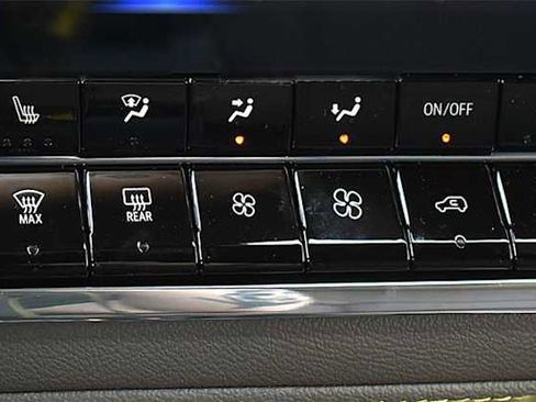 New 2026 Chevrolet Colorado ZR2 w/ Technology Package AWD/4WD image 21