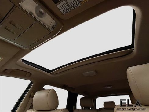 Used 2008 Toyota Sequoia SR5 w/ Moonroof & Roof Rack Pkg RWD image 24