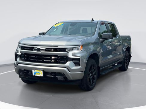 Used 2024 Chevrolet Silverado 1500 RST w/ Convenience Package II AWD/4WD image 3