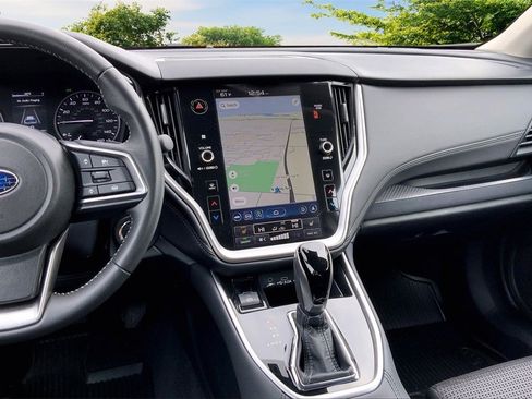 Certified 2025 Subaru Outback Premium image 9