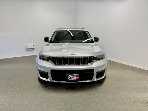 Used 2021 Jeep Grand Cherokee L Limited w/ Luxury Tech Group II image 7