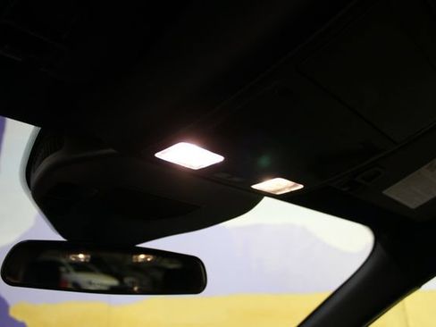 Used 2025 Ford Escape ST-Line AWD/4WD image 19